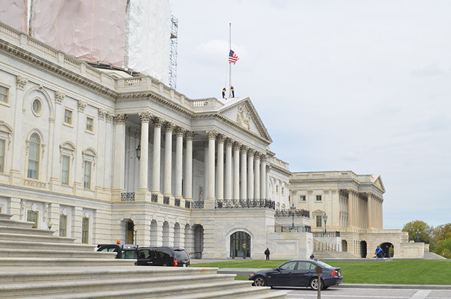 photo 4 of the U.S. Capitol on April 27, 2015