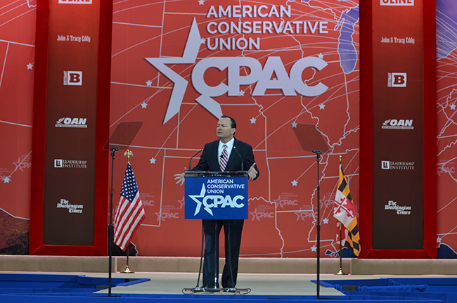 photo 1 of sen. mike lee at cpac 2015