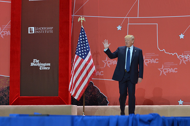 photo 2 of donald trump at cpac 2015