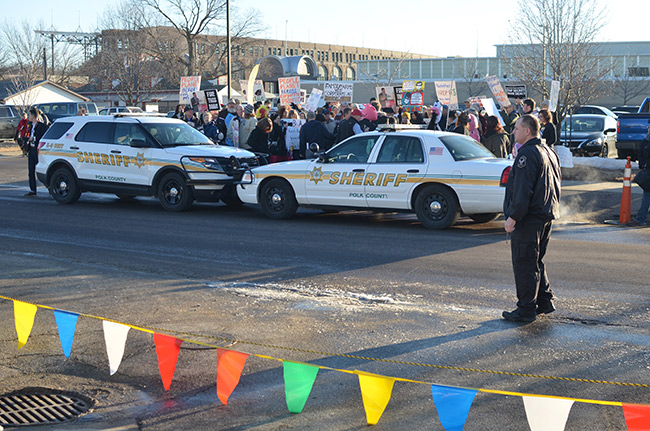 photo 7 of iowa citizens for community improvement protest at the iowa ag summit