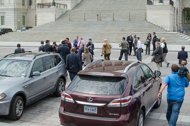 photo 6 of bernie sanders' press conference