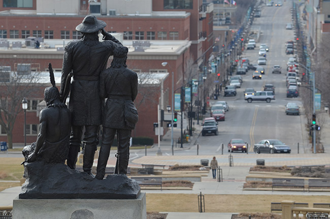 photo of close up view down Locust Street from the Iowa State Capitol