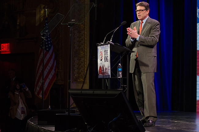 Photo 4 of Rick Perry at the Iowa Freedom Summit